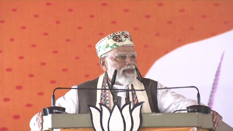 प्रधानमंत्री नरेंद्र मोदी