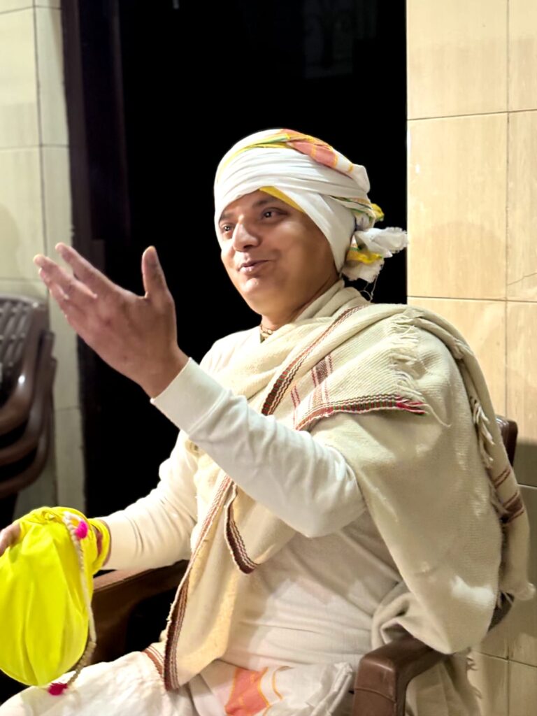 आचार्य शत्रुघ्न ठाकुर